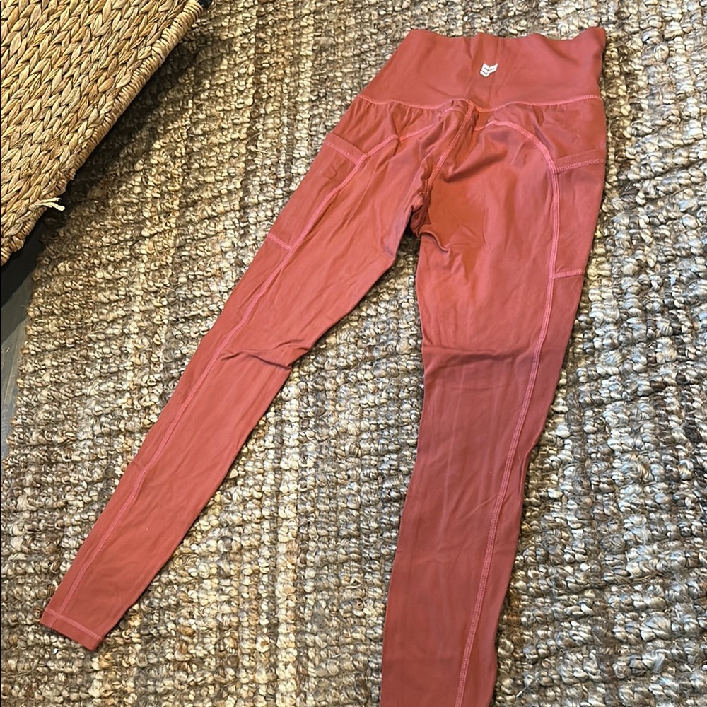 Strong Physiquez Salmon Full Length Work Out Leggings Size XS